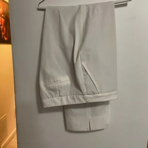 Women's Clothing - Picture 14 of 16